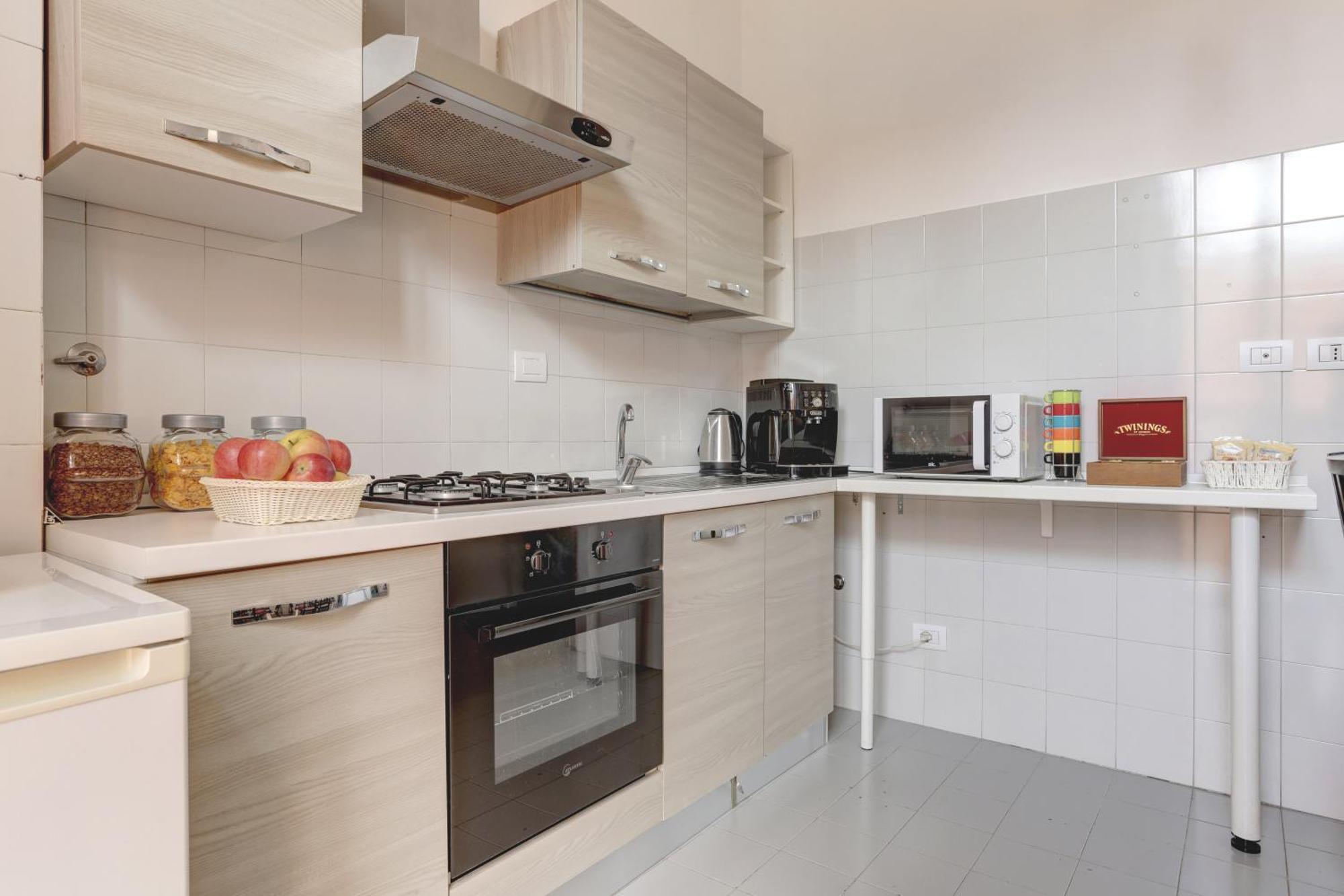 לינה וארוחת בוקר Claudia House Roma Termini מראה חיצוני תמונה