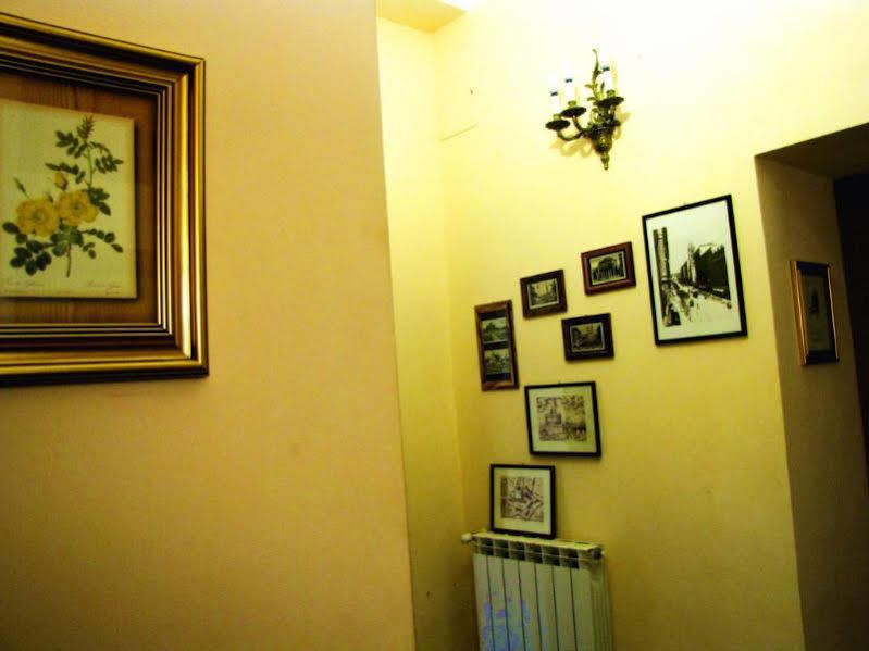לינה וארוחת בוקר Claudia House Roma Termini מראה חיצוני תמונה